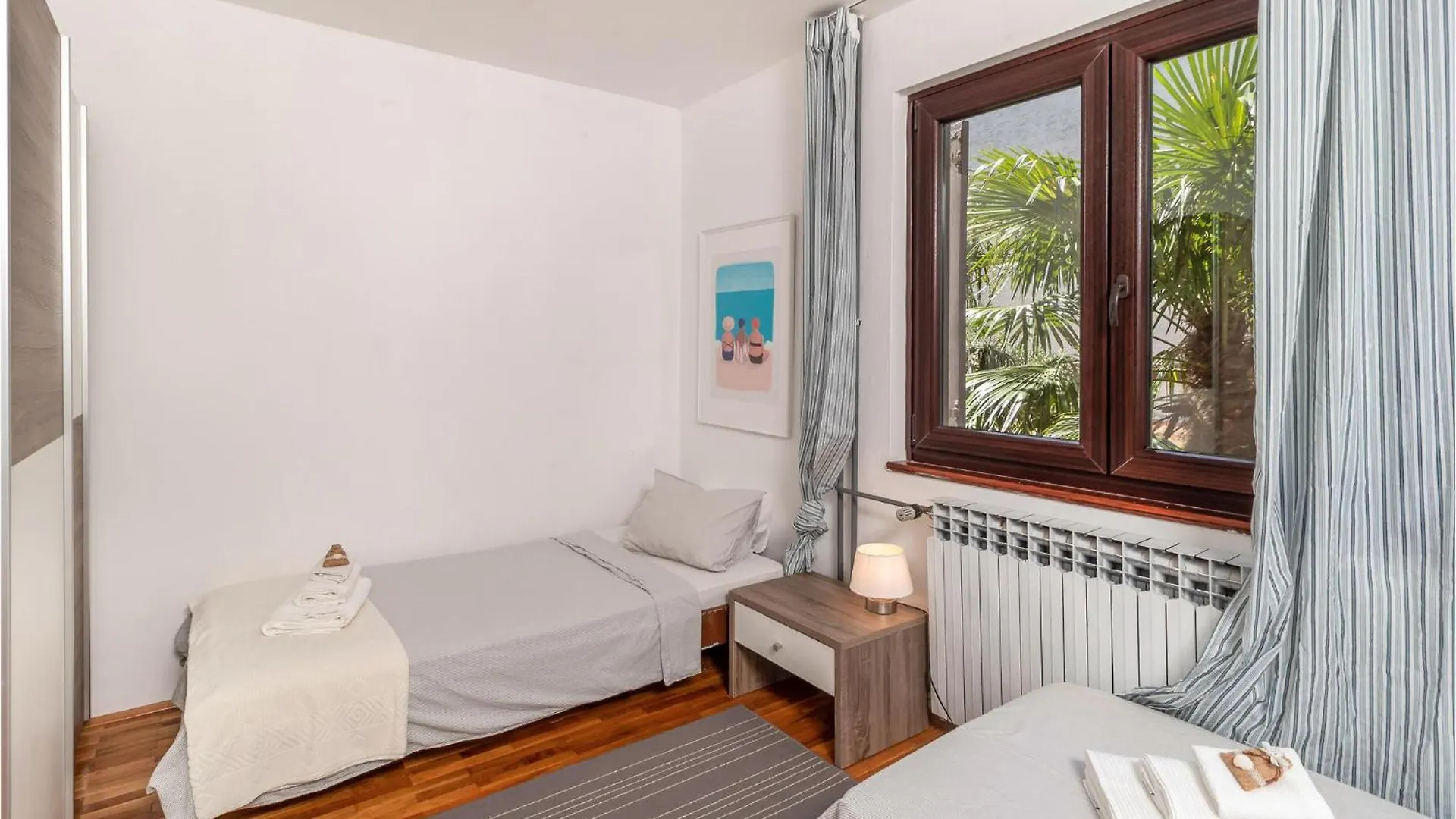 Nyaraló 5 Bedroom Cozy Home In Dramalj