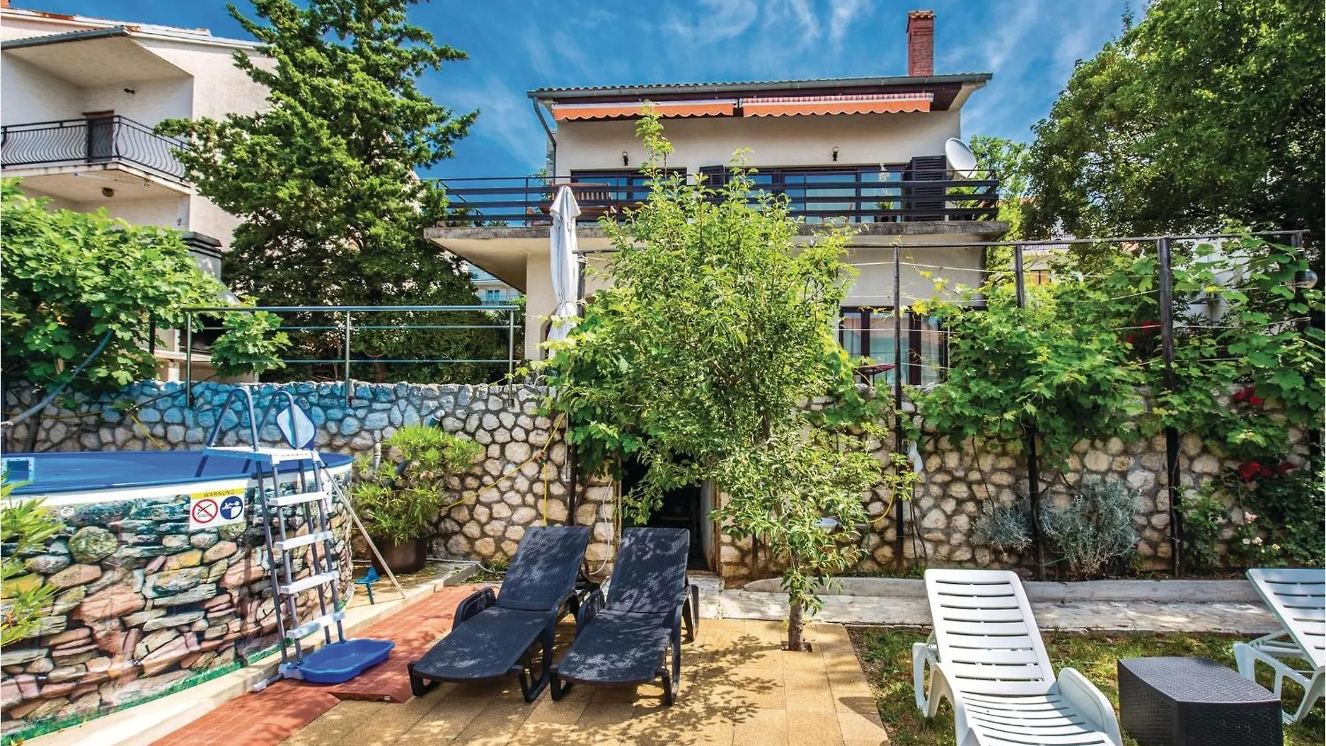 Nyaraló 5 Bedroom Cozy Home In Dramalj